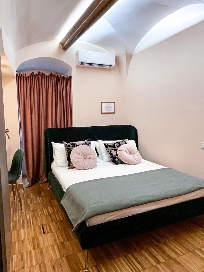 Rose Apartment Terlizzi Eksteriør billede